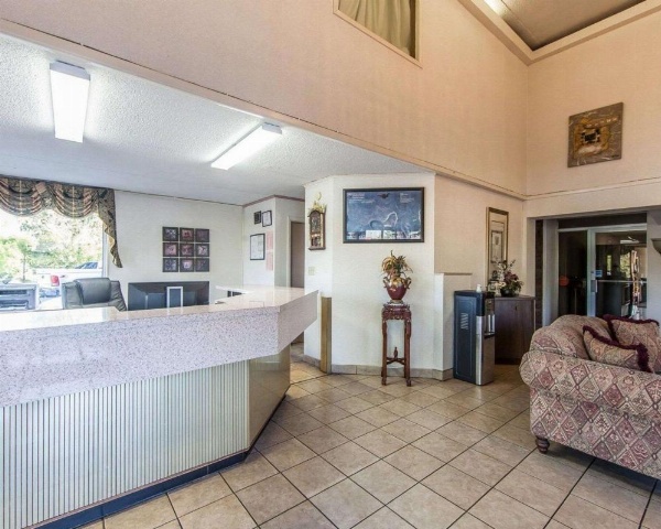 Rodeway Inn Sweetwater image 10