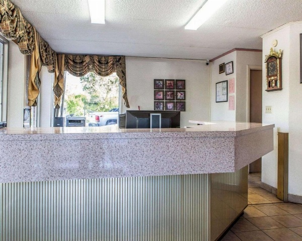 Rodeway Inn Sweetwater image 8